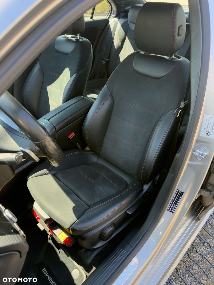 Mercedes-Benz Klasa A 220 AMG Line 7G-DCT - 13