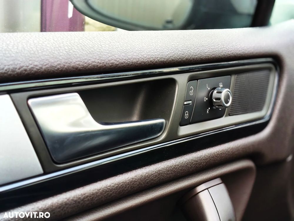 Volkswagen Touareg 3.0 V6 TDI BMT Terrain Tech - 31