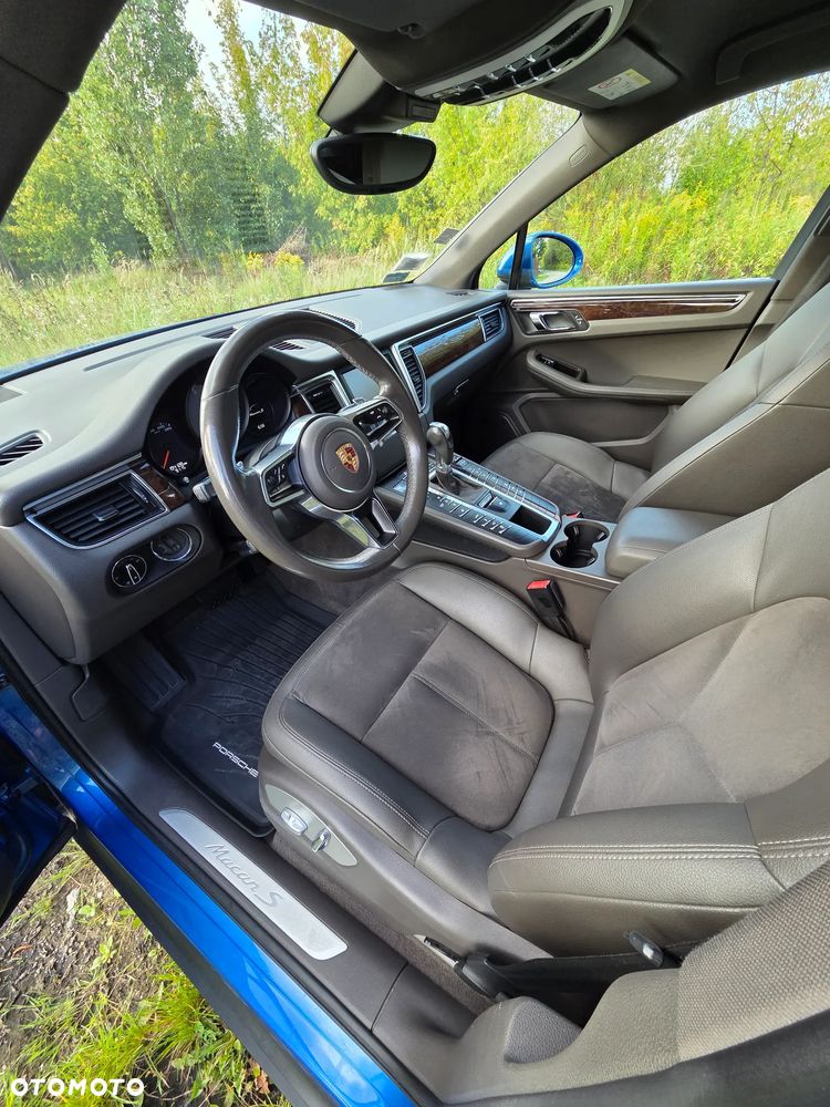Porsche Macan - 12