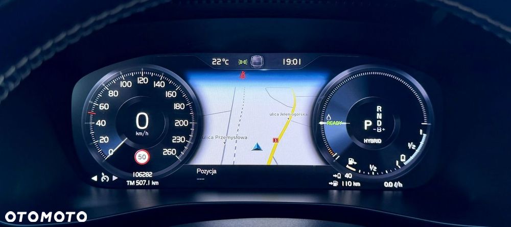 Volvo XC 40 T5 Plug-In Hybrid R-Design - 31