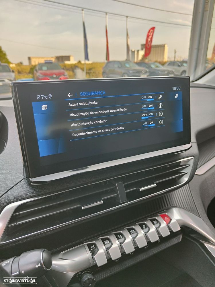 Peugeot 3008 1.5 BlueHDi Allure - 45