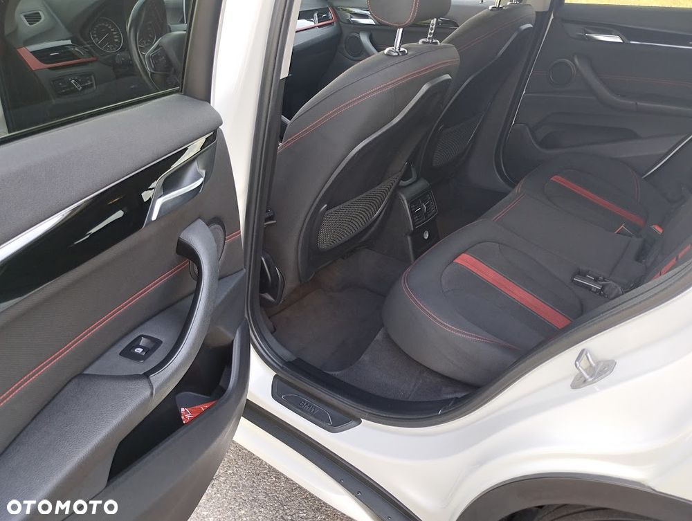 BMW X1 sDrive18d Sport Line sport - 11