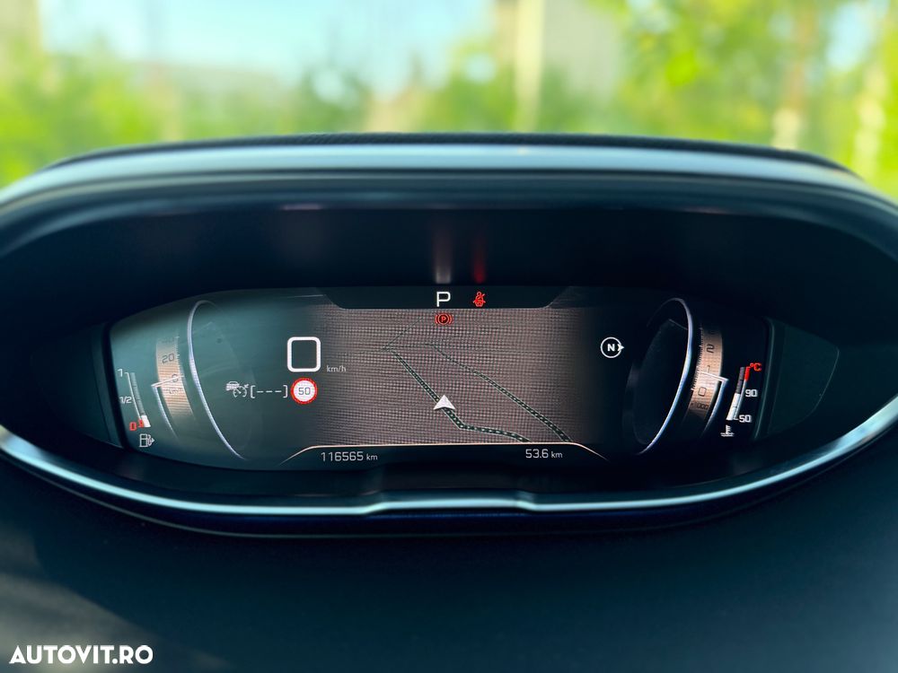 Peugeot 3008 BlueHDi 130 Stop & Start EAT8 GT - 26