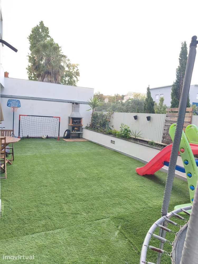 Excelente apartamento T2 com TERRAÇO, situado no Murganhal – Laveiras. - Grande imagem: 3/19