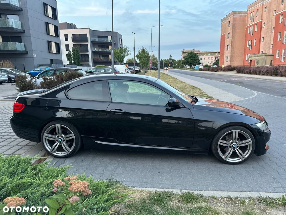 BMW Seria 3 320i - 7