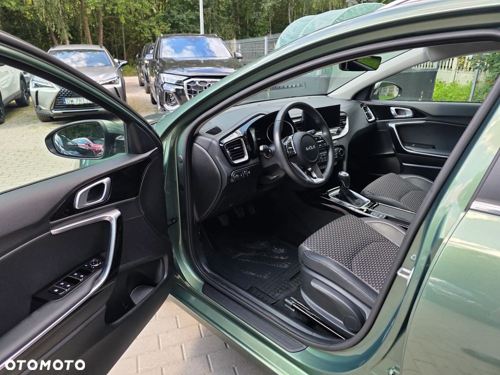 Kia Ceed 1.5 T-GDI M - 8