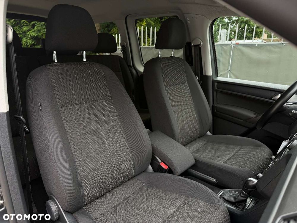 Volkswagen Caddy - 23
