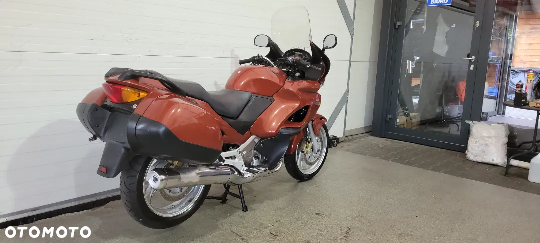 Honda NTV - 22