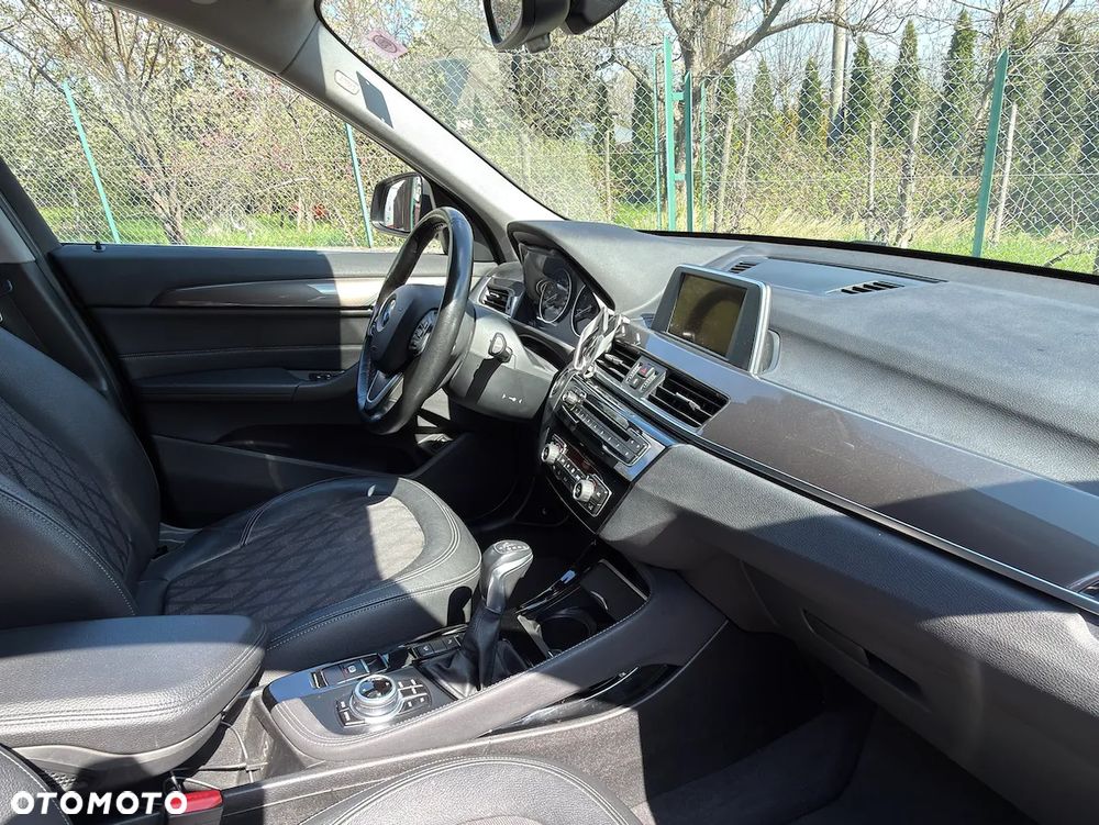 BMW X1 xDrive18d xLine - 31