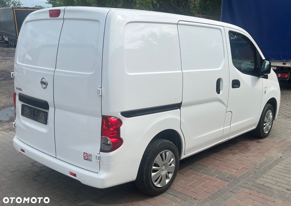 Nissan NV200 - 5