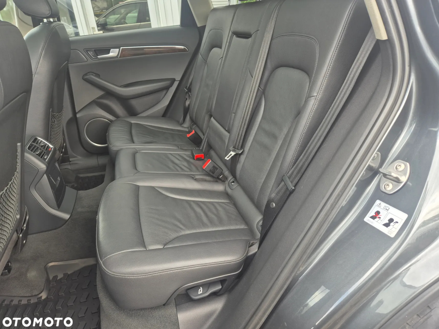 Audi Q5 3.2 FSI Quattro S tronic - 12