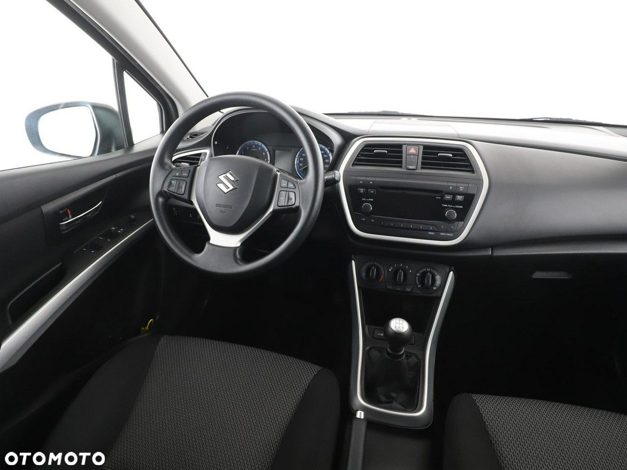 Suzuki SX4 S-Cross 1.6 Comfort - 16