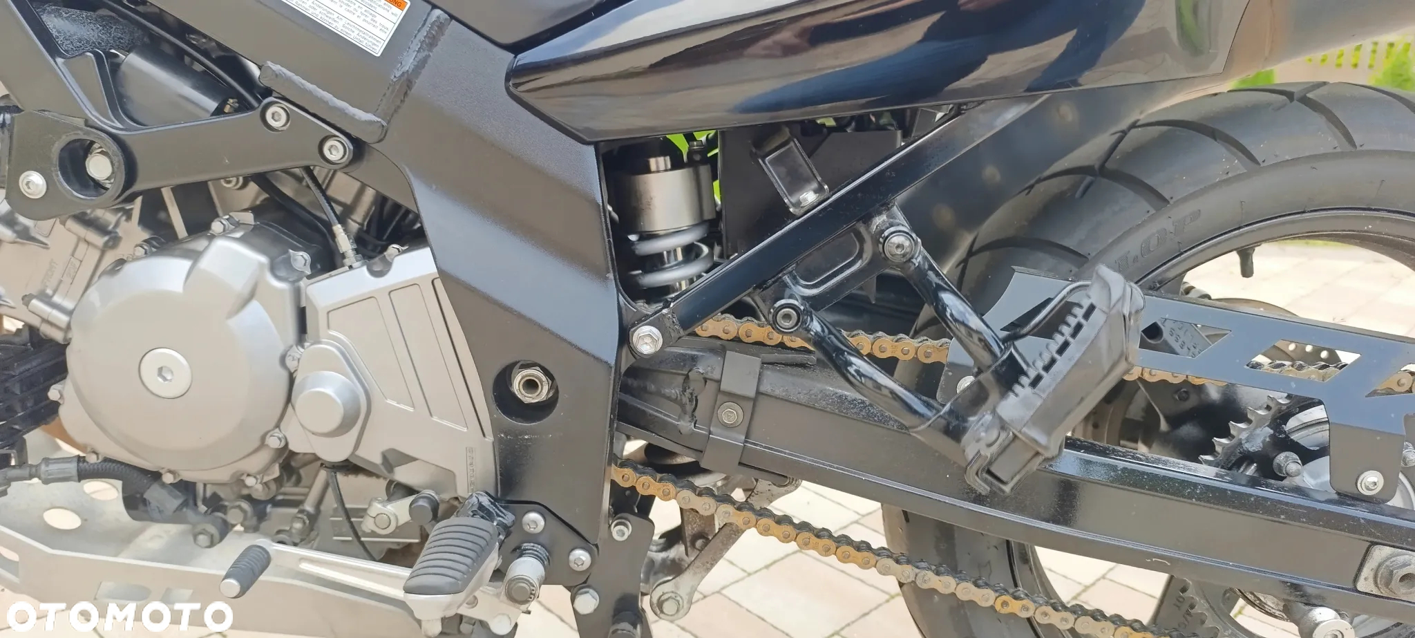 Suzuki V-STROM - 35