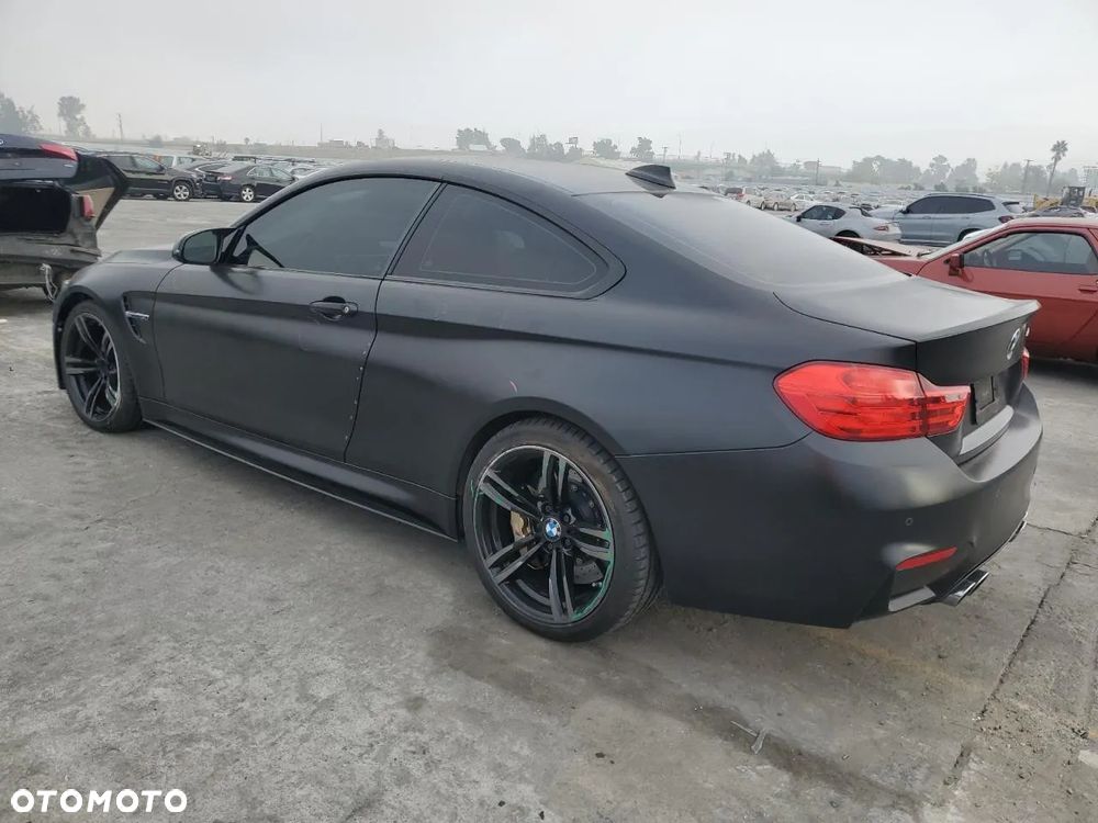 BMW M4 - 2