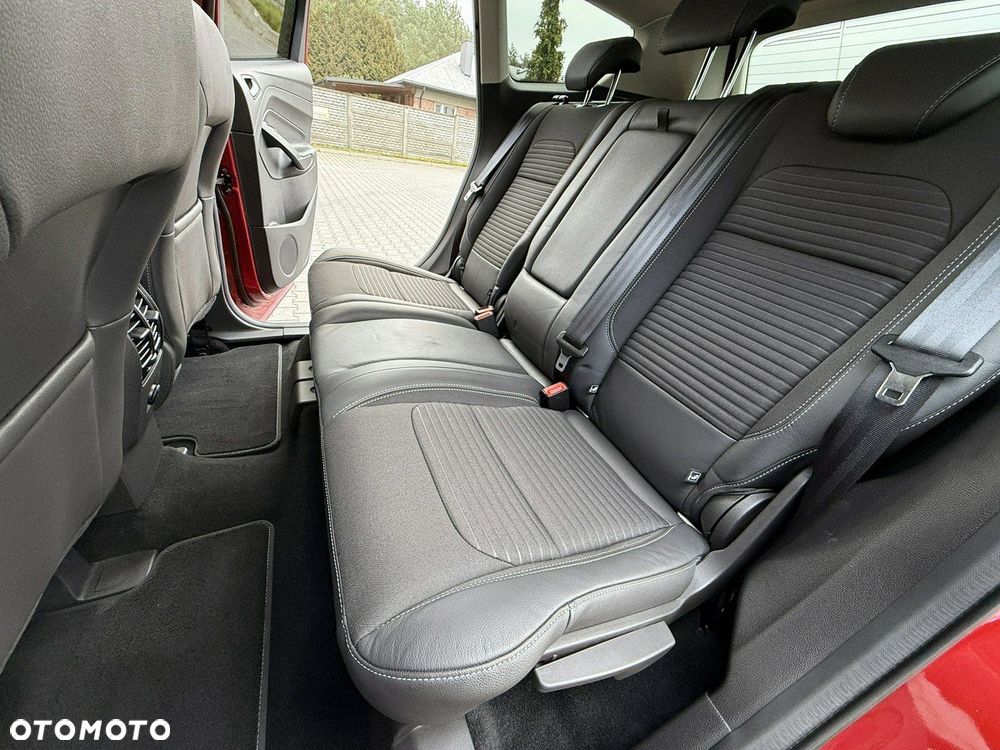 Ford Kuga 2.0 TDCi FWD Titanium - 20