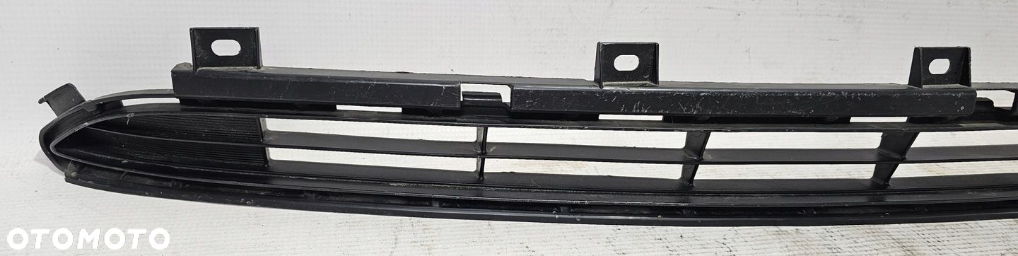 ORYGINALNA KRATKA ŚRODKOWA ZDERZAKA PRZÓD TOYOTA C-HR I - 53114-F4010 - 4