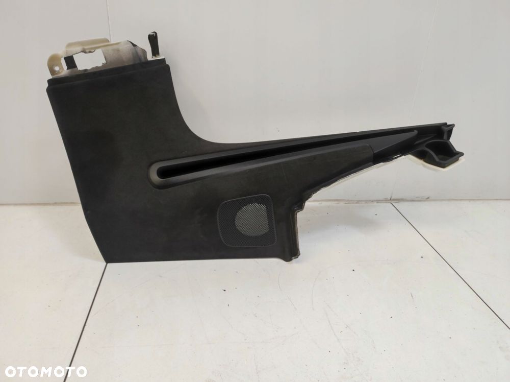 osłona słupka d prowadnica rolety bagażnika prawy tył audi a6 rs6 c8 kombi - 3