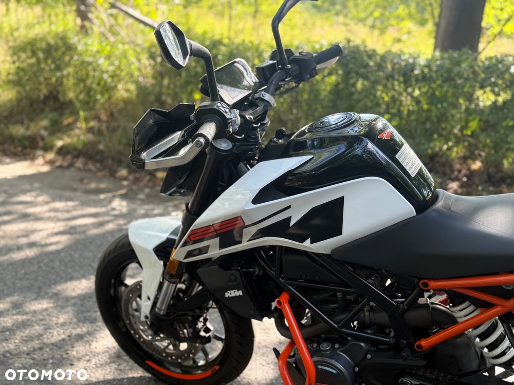 KTM Duke 125 - 8