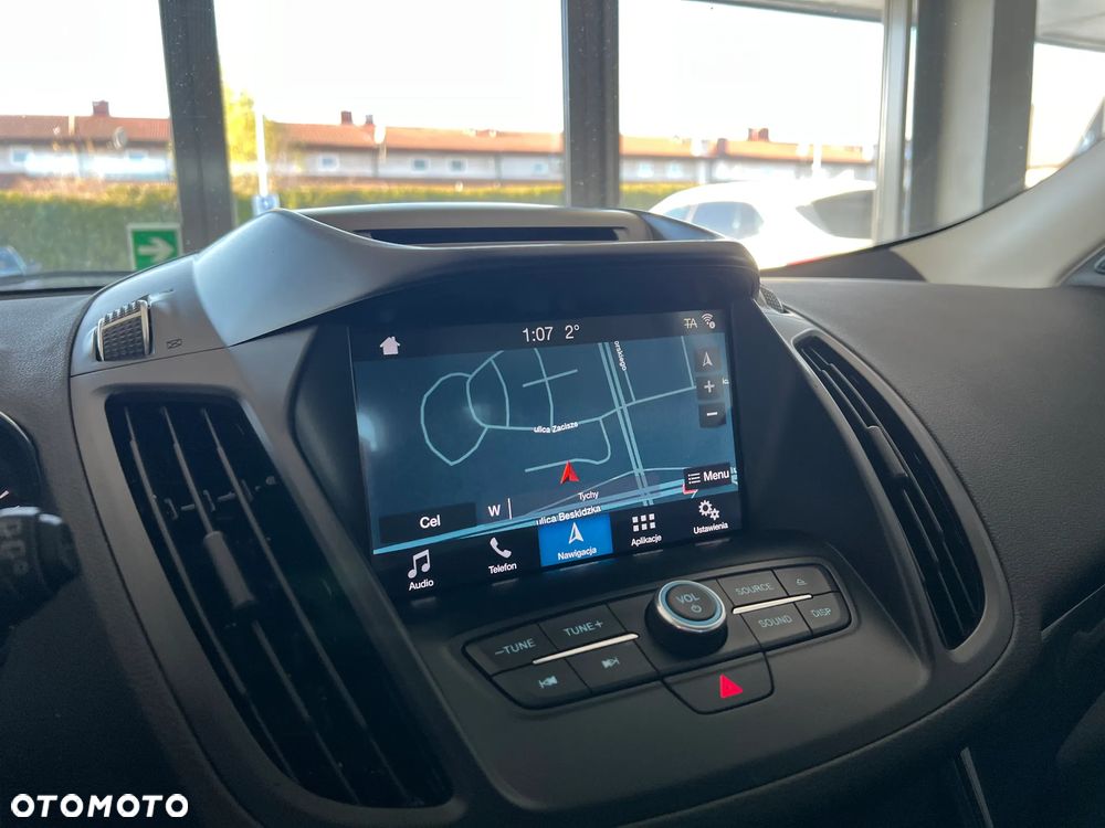 Ford Kuga 2.0 TDCi FWD Titanium - 29