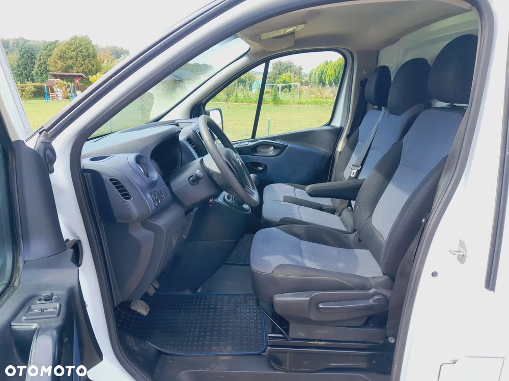 Opel VIVARO LONG - 8