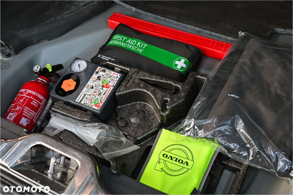 Volvo XC 60 D4 Geartronic Inscription - 33