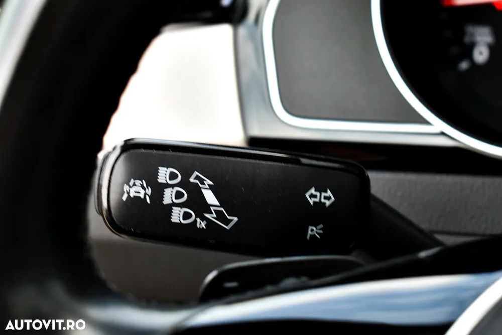 Volkswagen Passat Variant 2.0 TDI DSG (BlueMotion Technology) Highline - 16