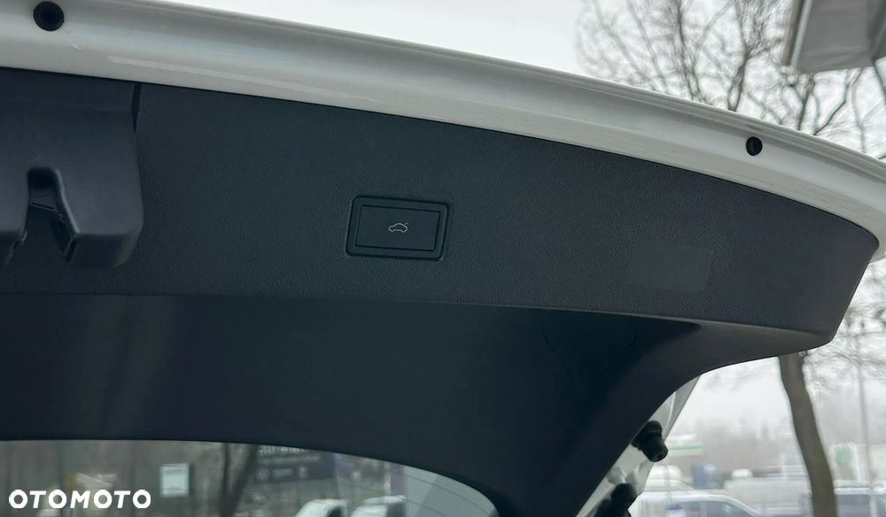 Volkswagen T-Roc 1.5 TSI Style DSG - 22