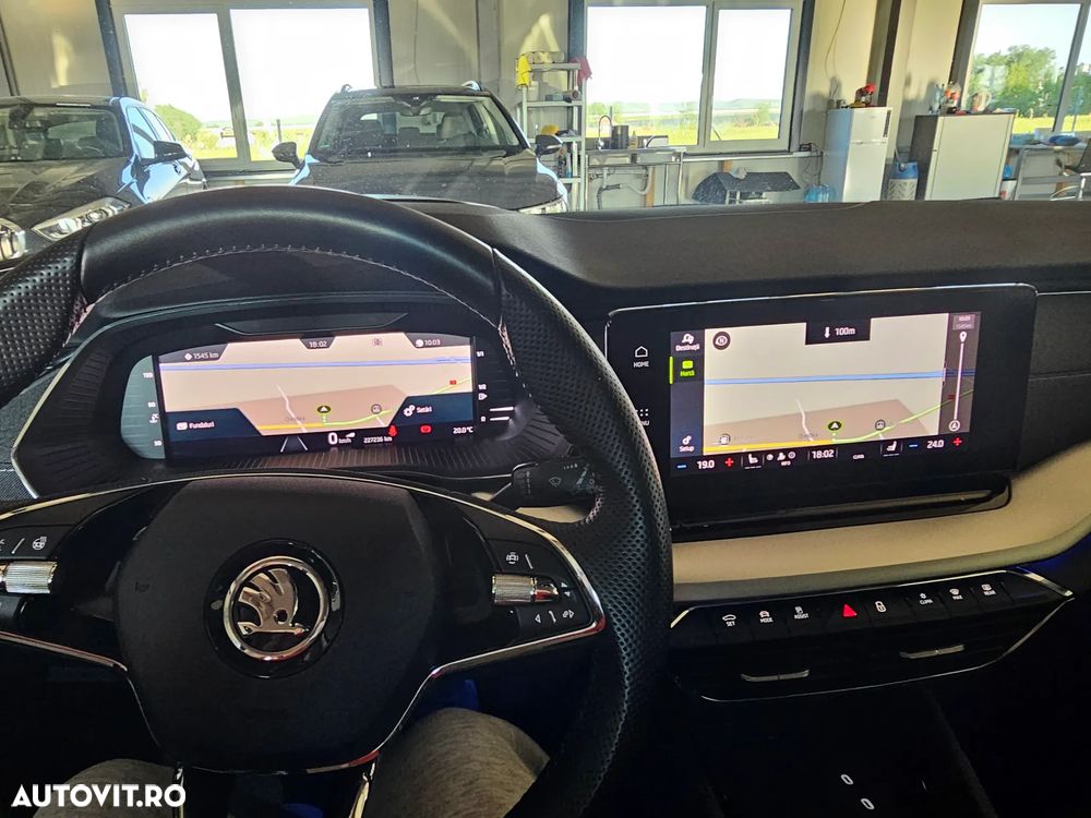 Skoda Octavia 2.0 TDI Premium Edition - 11