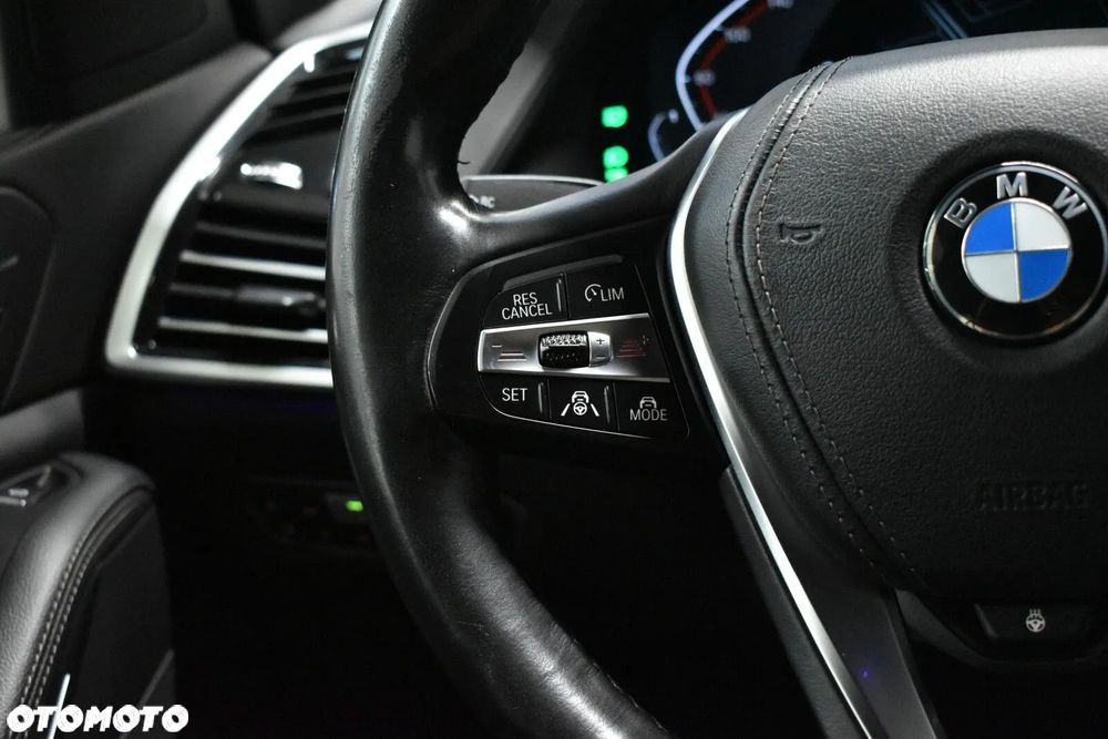 BMW X5 xDrive30d - 10