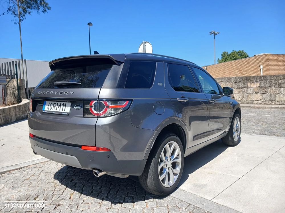 Land Rover Discovery Sport 2.0 TD4 HSE Luxury 7L Auto - 6