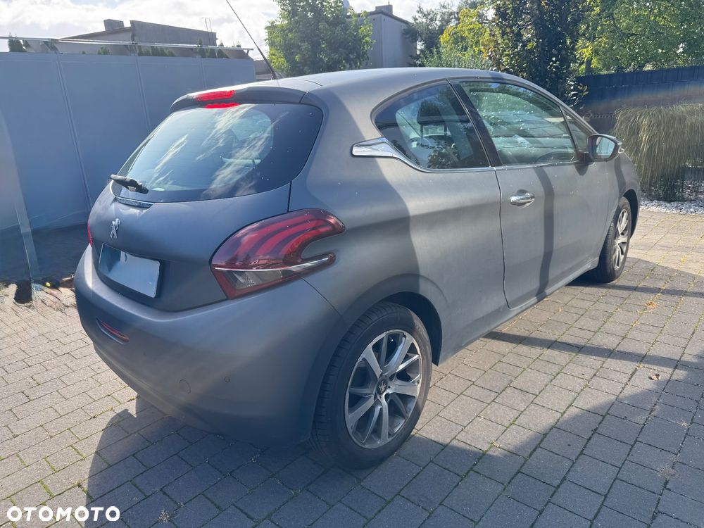 Peugeot 208 1.2 PureTech Active - 9