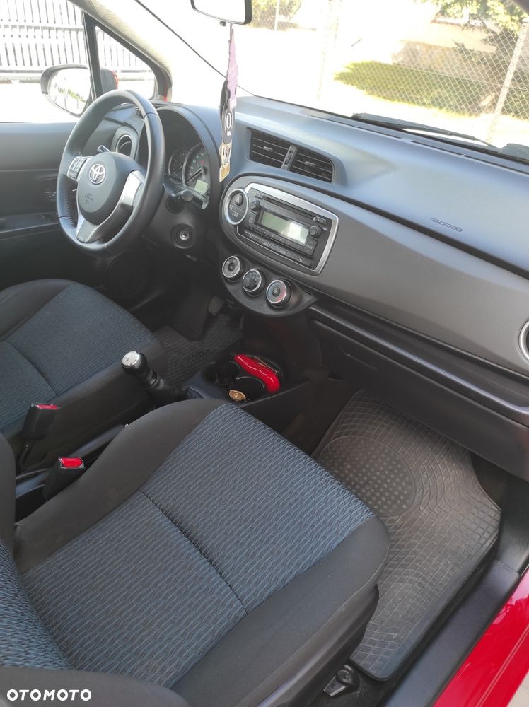 Toyota Yaris - 7