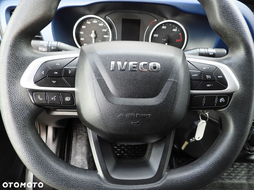 Iveco DAILY 35S14 FURGON CHŁODNIA  -10*C ZASILANIE 230V TEMPOMAT NAWIGACJA AUTOMAT HI-MATIC KLIMATYZACJA  140KM - 29