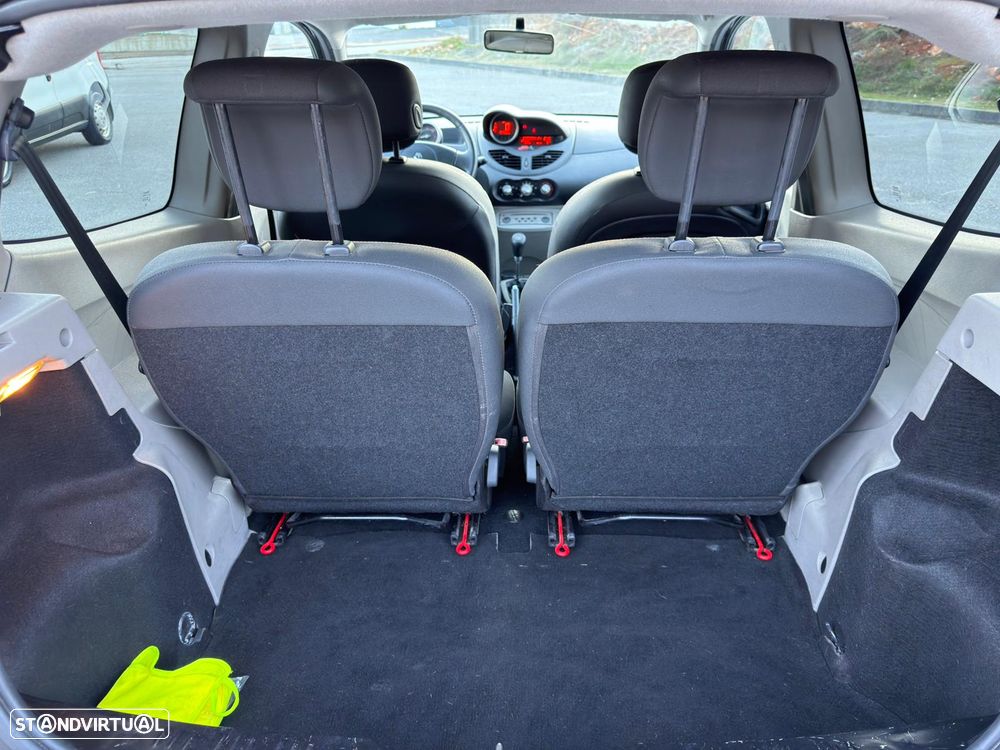 Renault Twingo 1.5 dCi Dynamique S - 11