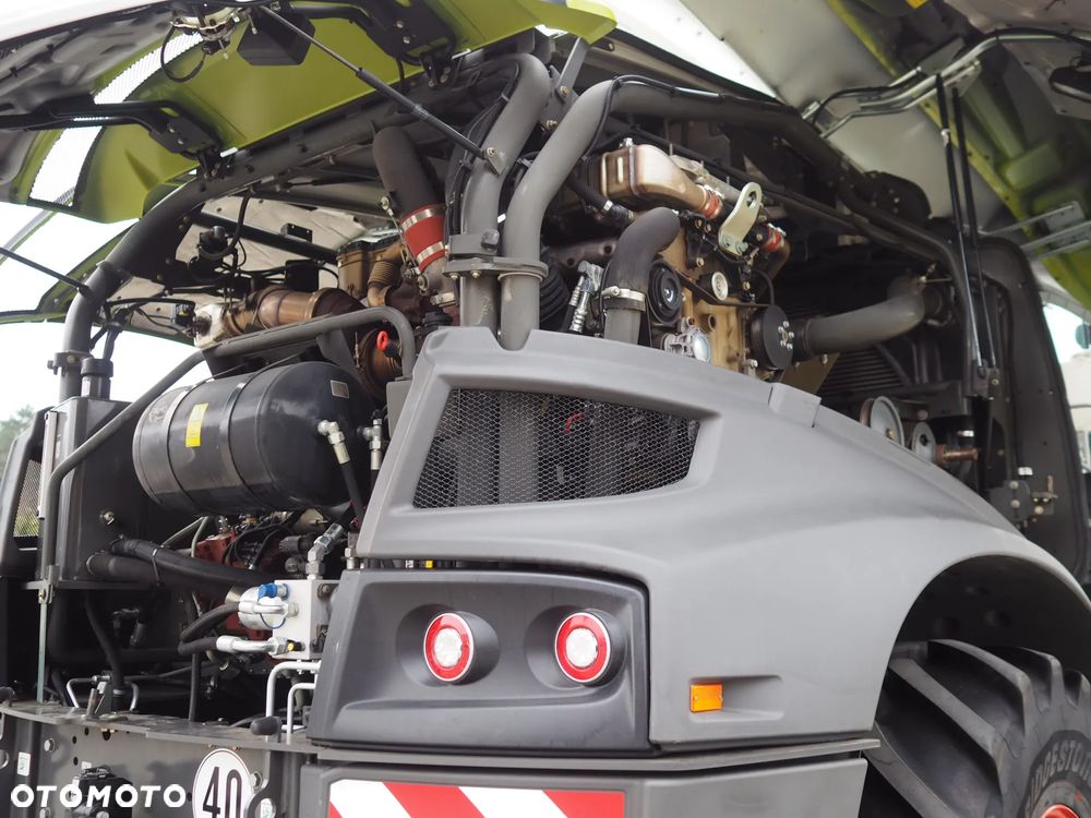 Claas Jaguar 950 4WD - 12