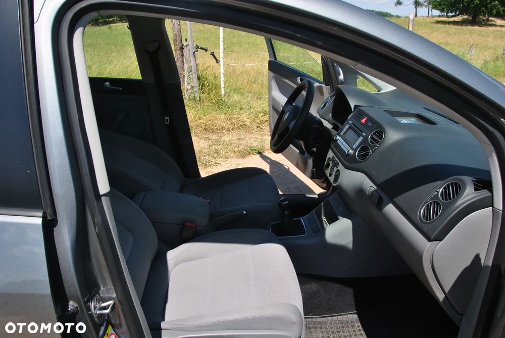 Volkswagen Golf Plus 1.6 FSI Comfortline - 36