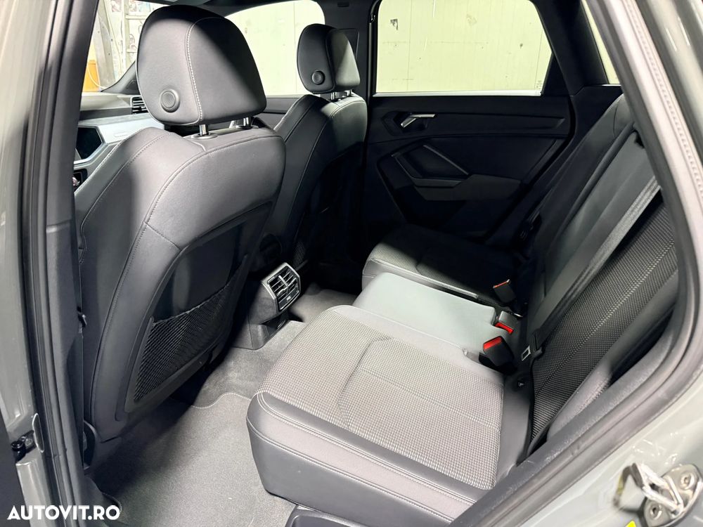 Audi Q3 2.0 35 TDI S tronic - 8