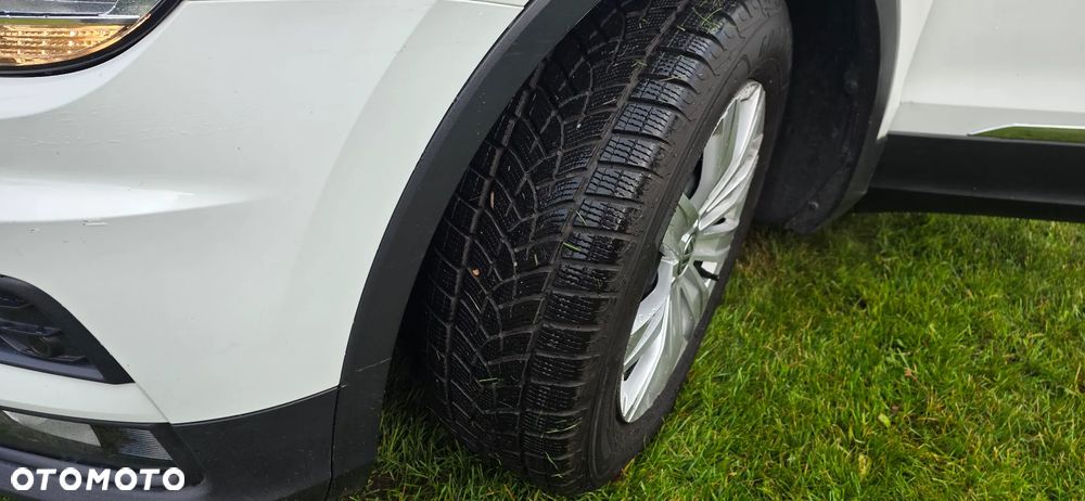 Volkswagen Tiguan - 31
