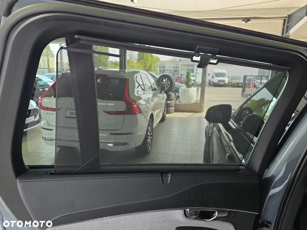 Volvo XC 90 T8 AWD Plus Black Edition - 6