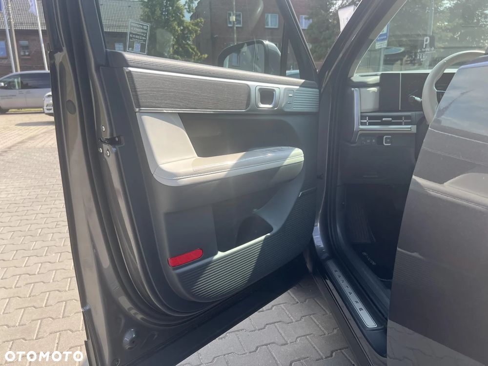 Hyundai Santa Fe - 10