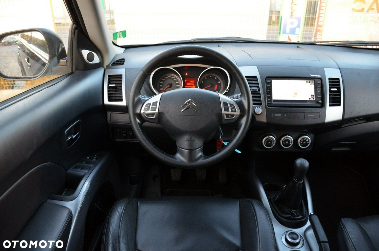 Citroën C-Crosser - 31