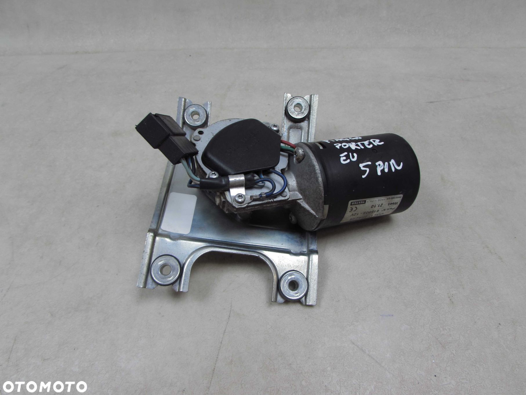 PIAGGIO PORTER HIJET PFAU 06- SILNIK WYCIERACZEK PRZOD 615903 - 1