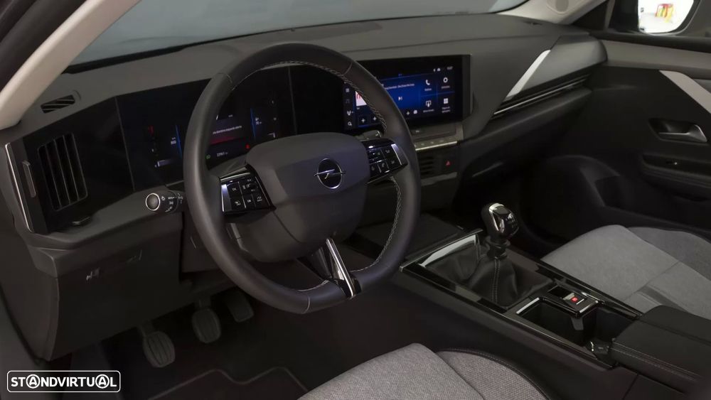 Opel Astra 1.2 T Elegance - 17