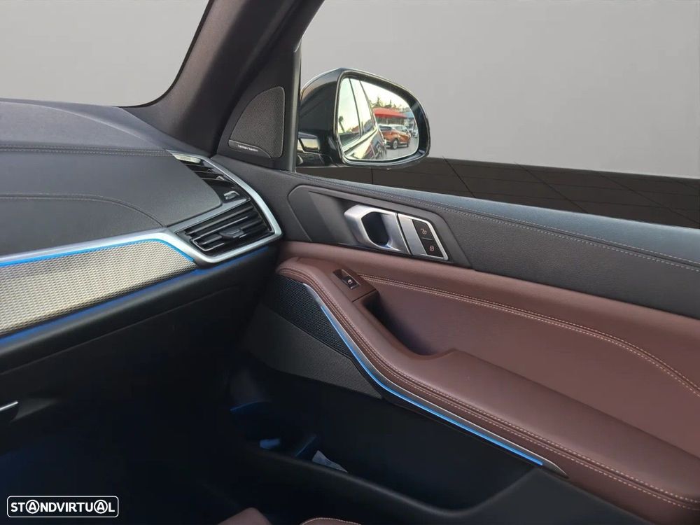 BMW X5 45 e xDrive Pack M - 17