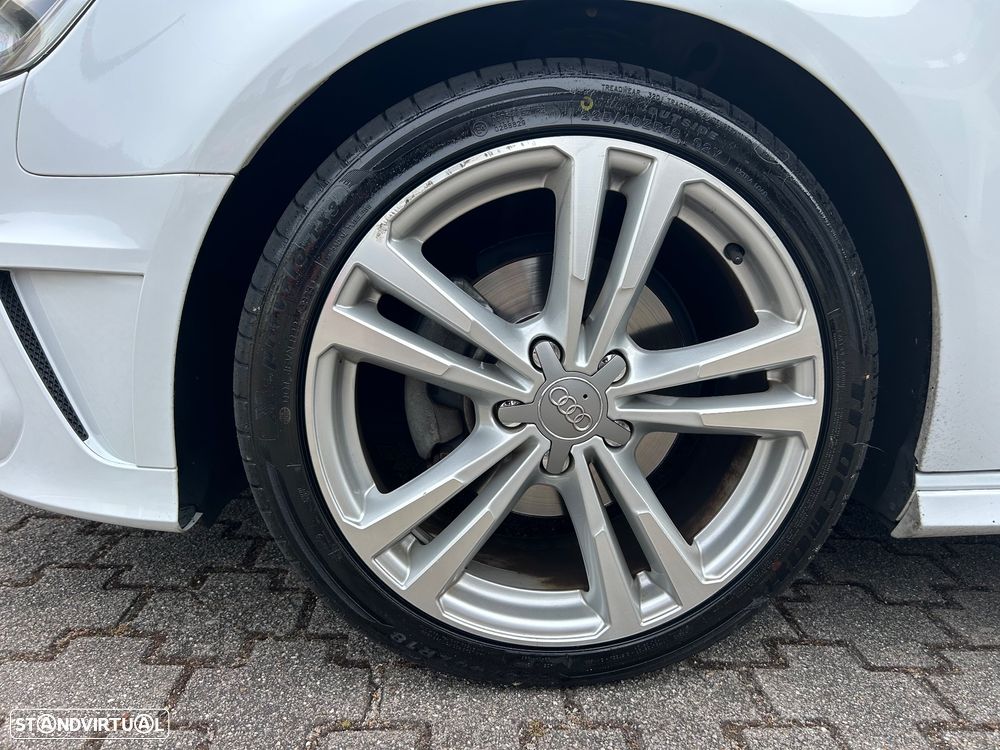 Audi A3 1.6 TDI (clean diesel) S line Sport Pack - 8