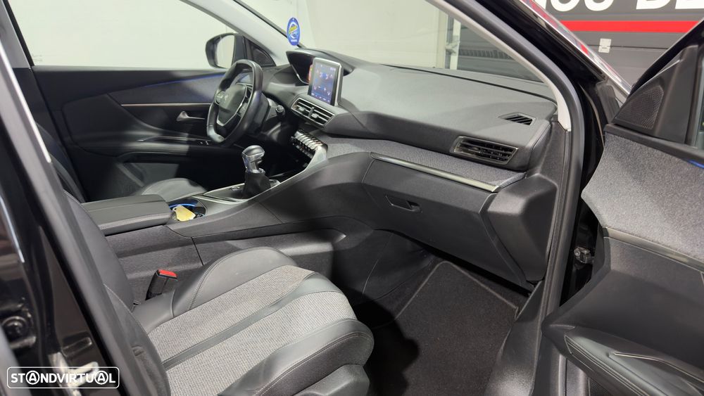 Peugeot 3008 1.2 PureTech Allure J18 - 14