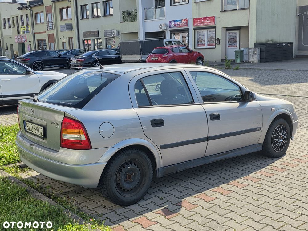 Opel Astra - 6