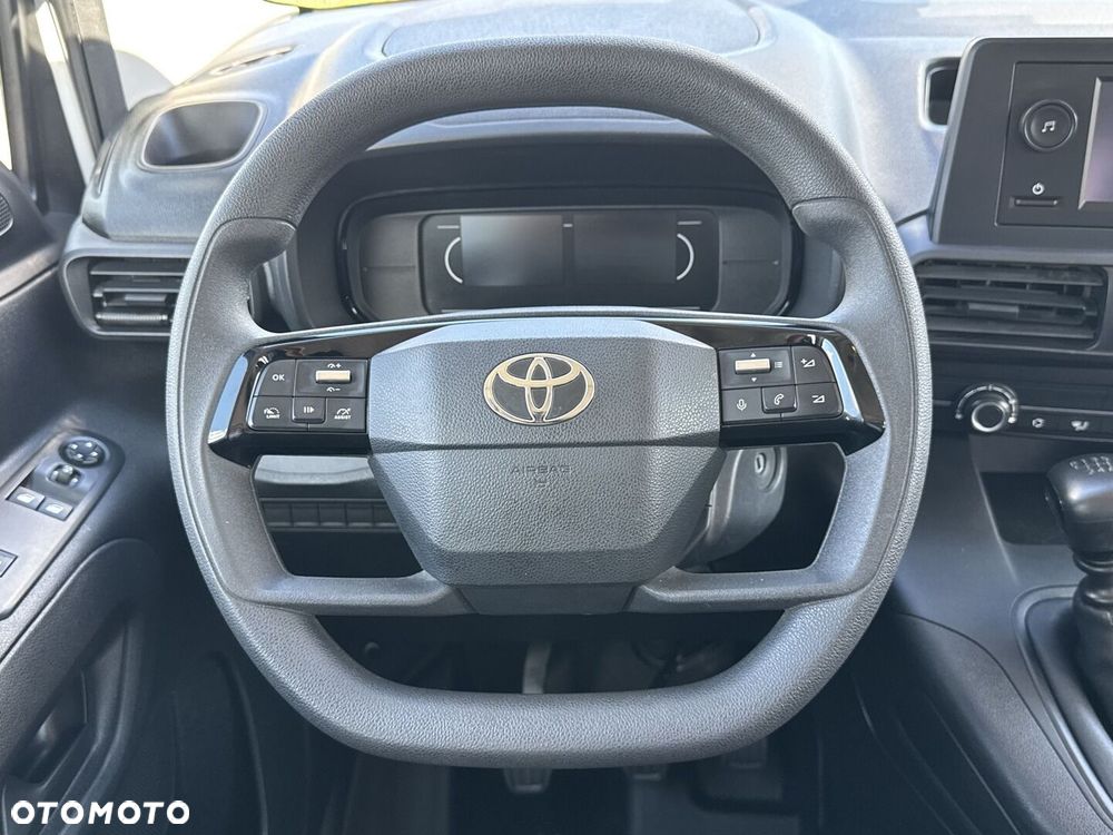 Toyota PROACE CITY - 23