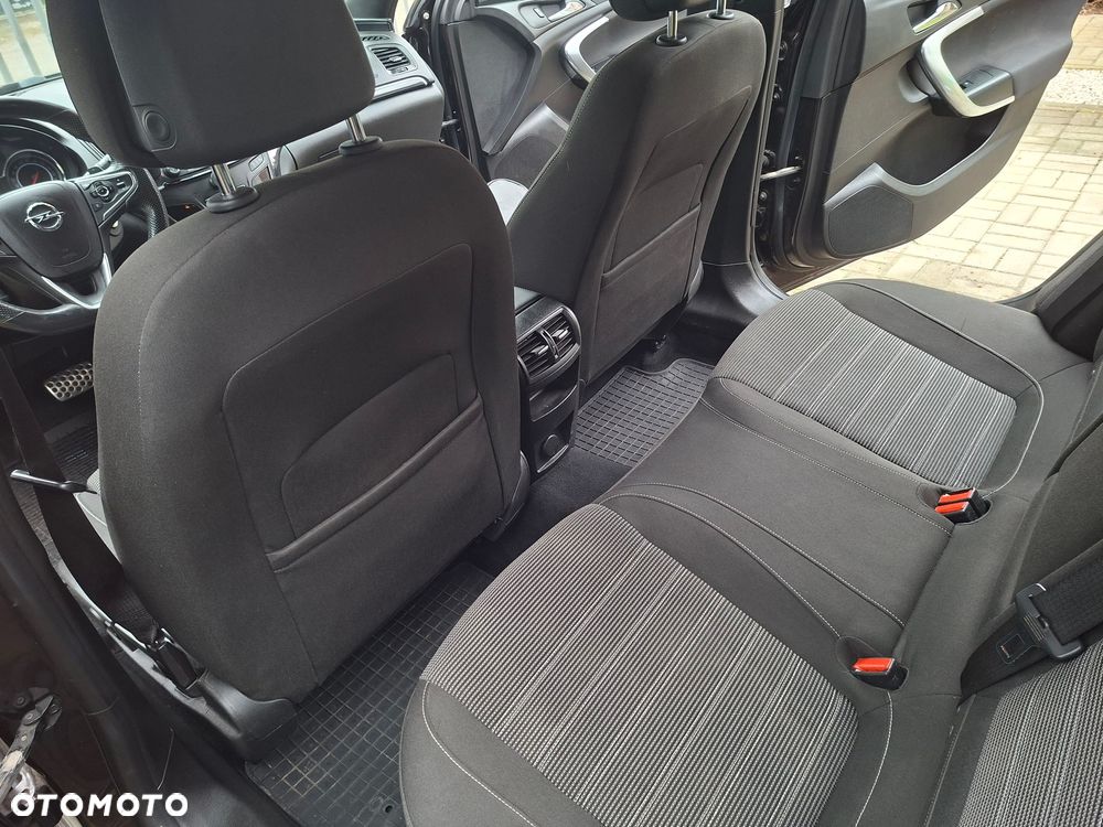 Opel Insignia CT 2.0 CDTI - 12