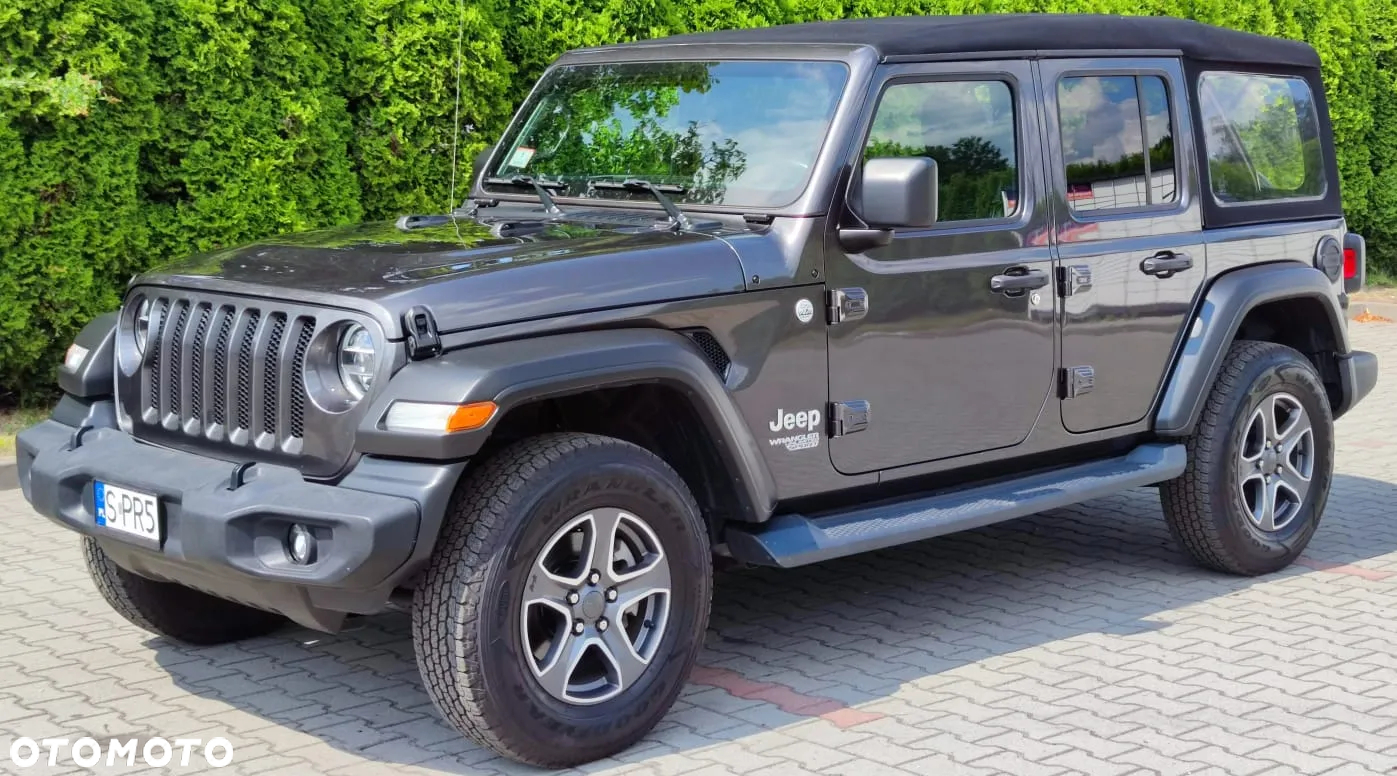 Jeep Wrangler Unlimited GME 2.0 Turbo Sahara - 21